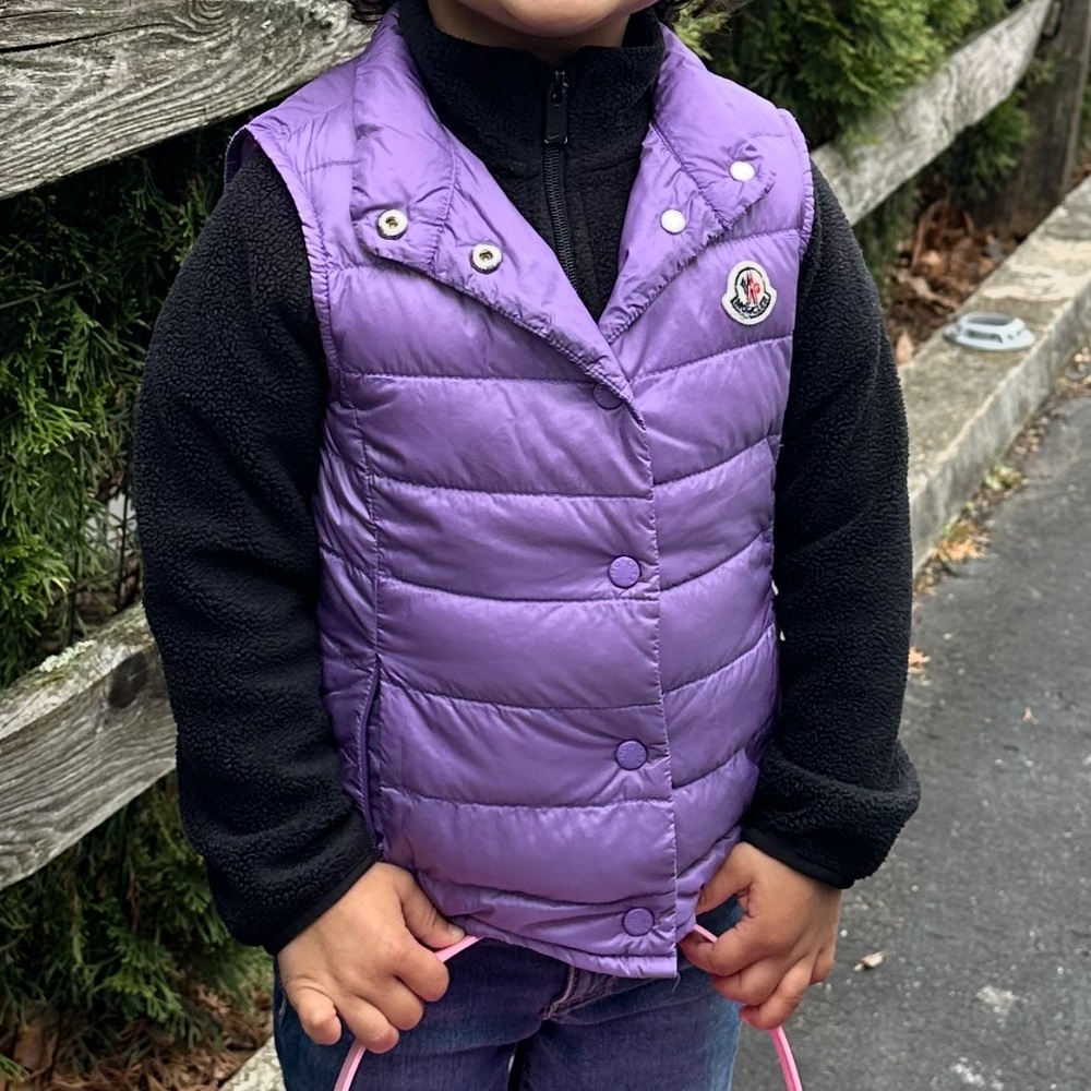 Moncler LIANE GILET VEST Purple Kids Puffer Vest Size 5 Dry Cleaned